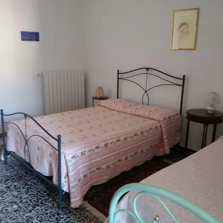 Sa Nuche Oda ve Kahvaltı Mamoiada